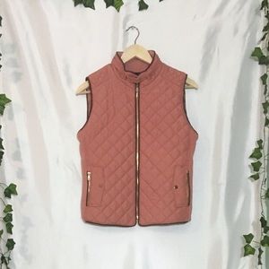 🐙 NWT Salmon Vest